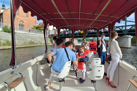 Ship "Wroclavia" Odra River Boat Tour in Wroclaw