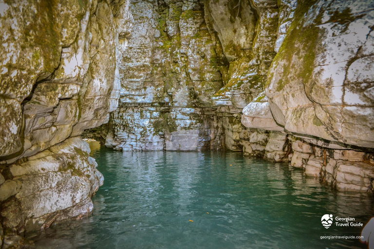 Da Batumi: Tour del Canyon di Martville e della Grotta di Prometeo