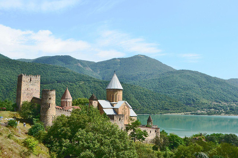 Tbilisi: Viagem de 1 dia a Ananuri, Gudauri e Kazbegi