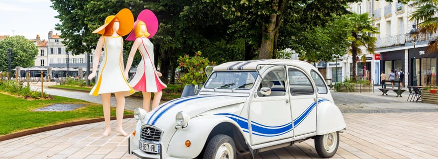 Rochefort : road trip en voiture rétro 2CV, Méhari, Burton