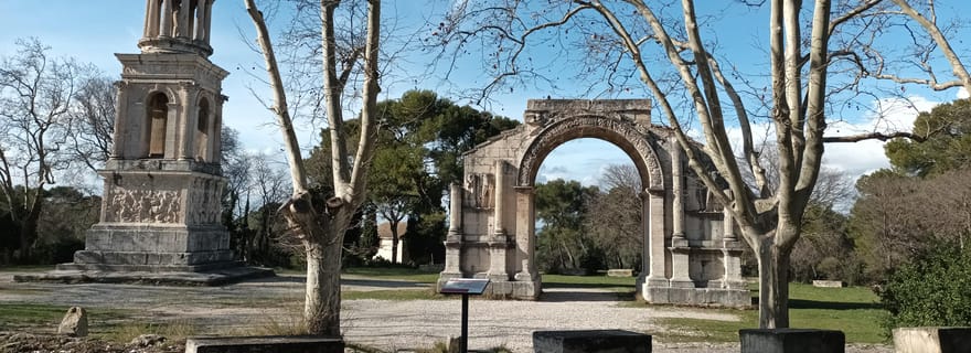 Les Baux De Provence et St-Rémy De Provence en vélo à assistance électrique