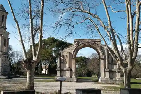 Les Baux De Provence e St-Rémy De Provence de bicicleta elétrica