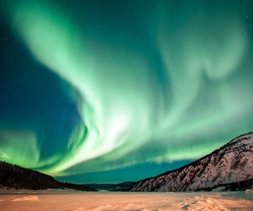 From Fairbanks: Arctic Circle Northern Lights Full-Day Trip