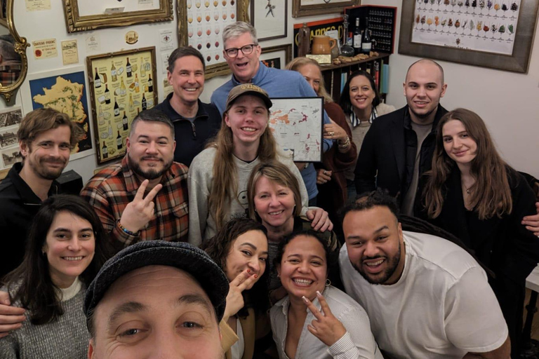 Paryż: Degustacja wina z 6 winami i deską serów