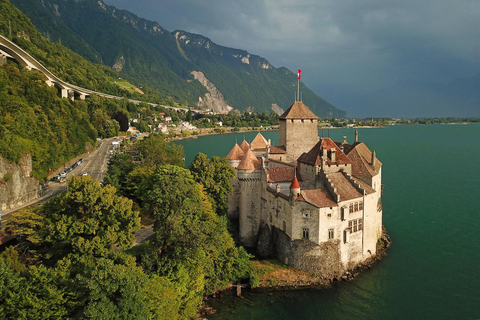 Privéreis: Interlaken&gt; Kasteel van Aigle, Wijngaarden &amp; Montreux