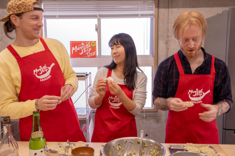 Osaka : Cours de cuisine et dégustation de saké avec visite du marché local