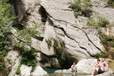 De Berat à la cascade de Bogova