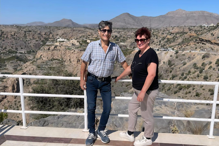 Shared Tour to Nizwa, Birkat Al Mouz & Jebel Akhdar Mountain