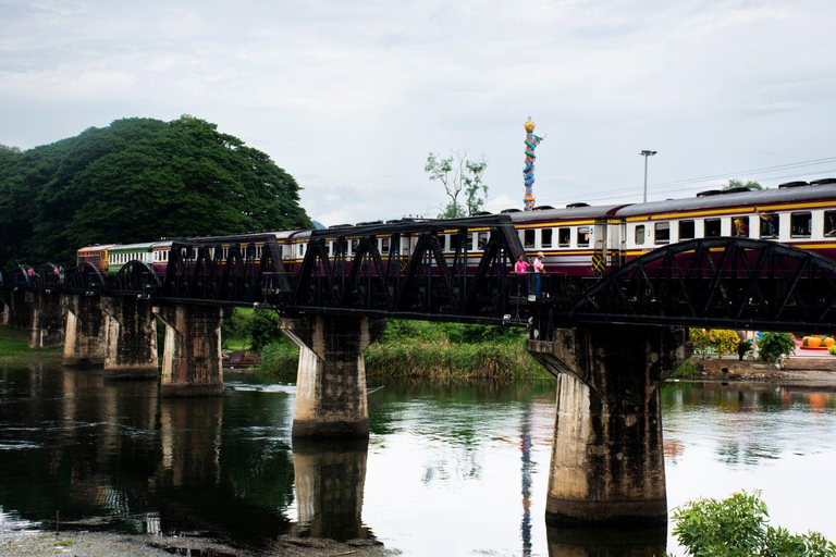 Bangkok: Erawan Falls &amp; River Kwai Private Day Trip