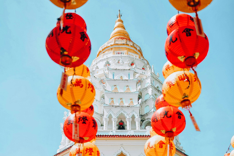 Penang: Private Highlights Tour with Temples, Hill & Gardens