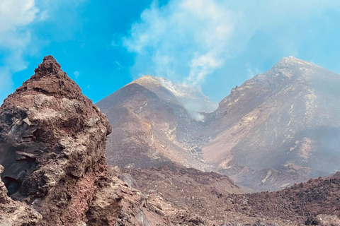 Etna: Guidad vandring i toppområdet med linbanefärd