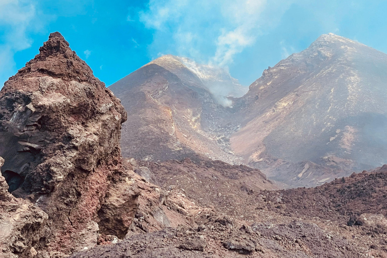 Etna: Excursión guiada a la zona de la cumbre con viaje en teleférico