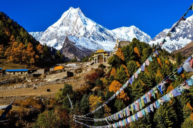 Nepal: 13-dniowy trekking po obwodzie Manaslu i przełęczy Larkya La