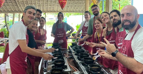 Hands-on cooking class with market and coconut basket boat