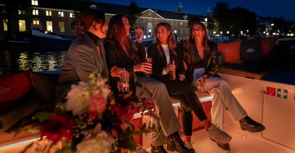 Afbeelding 7 van Amsterdam: Avond grachtenrondvaart met (open) bar aan boord