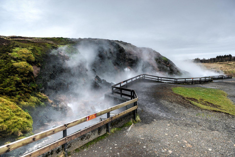 Self-Drive: Iceland Express Circle (6 days) Toyota Aygo - Standard Accommodation