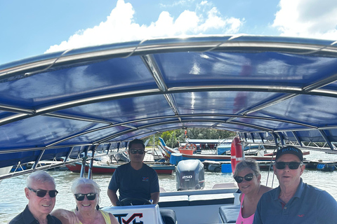 Langkawi: Mangrove boat tour with tour guide & Lunch.