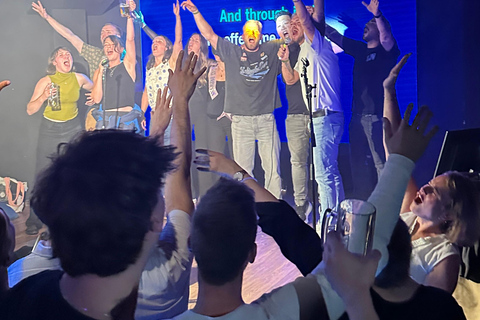 Hamburg: Party Walk through Hamburg's Nightlife – Reeperbahn & St. Pauli Private party walk for groups who want to celebrate exclusively among themselves