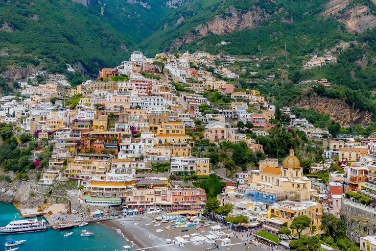 Transfer to and from Salerno Airport to Positano or Sorrento.Transfer to and from Salerno airport to Positano