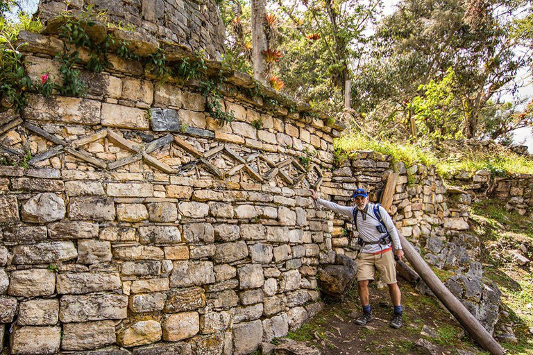 Chachapoyas: Mauzoleum Revash i muzeum Leymebamba