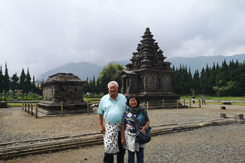 Desde Yogyakarta : Excursión de un día a la Meseta de Dieng