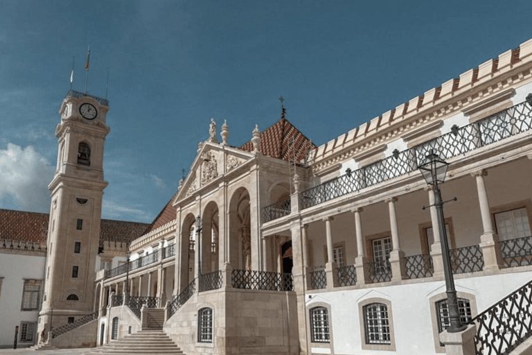 Ab Lissabon: Private Ganztagestour nach Aveiro und Coimbra