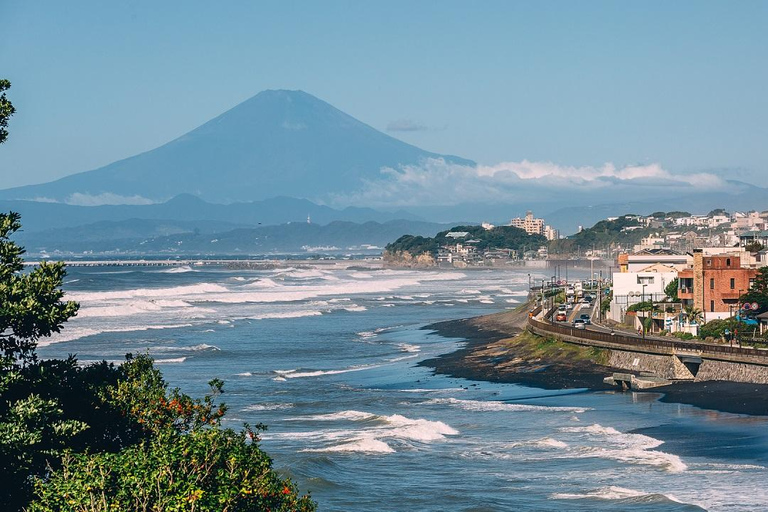 Tóquio: viagem a Kamakura e Enoshima com passeio de comboio e Grande Buda8h00 - Partida da Estação JR de Tóquio