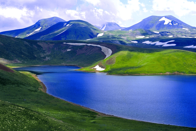 Yerevan: Amberd Fortress, Armenian Alphabet Alley, Lake Kari