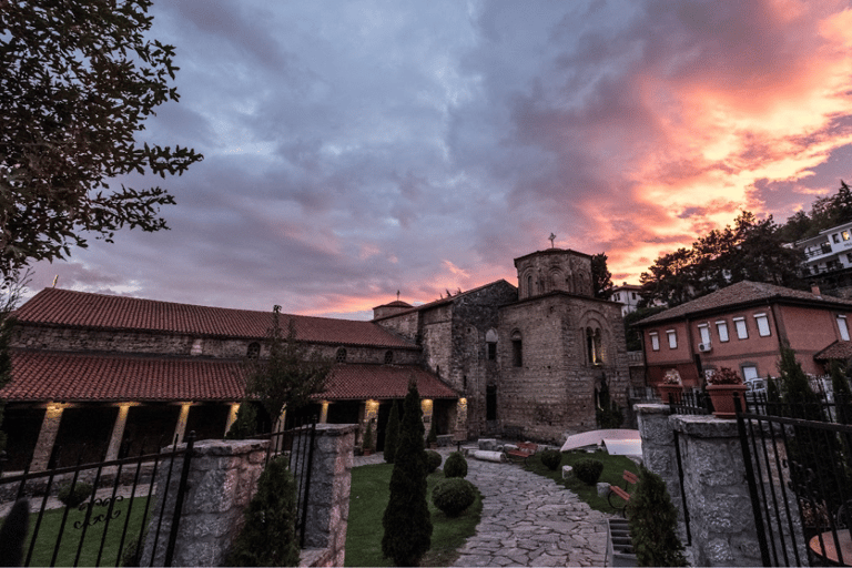 De Tirana/Durrës: Viagem de 1 dia a Struga e Ohrid (Macedónia do Norte)