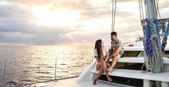 Ko Olina Captain&#39;s Sunset Sailing Cruise + Tasting