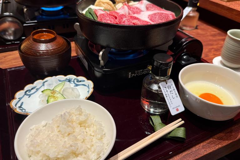 Nara: Naramachi Street Food and Sake Tour