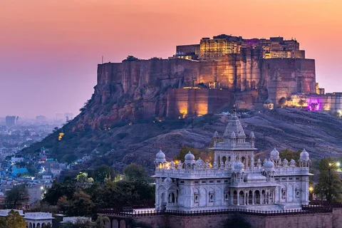 From Pushkar: Jodhpur Blue City Day Tour