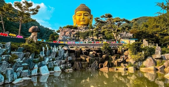 Seoul: Suwon Hwaseong & Waujeongsa & Starfield Heritage Tour