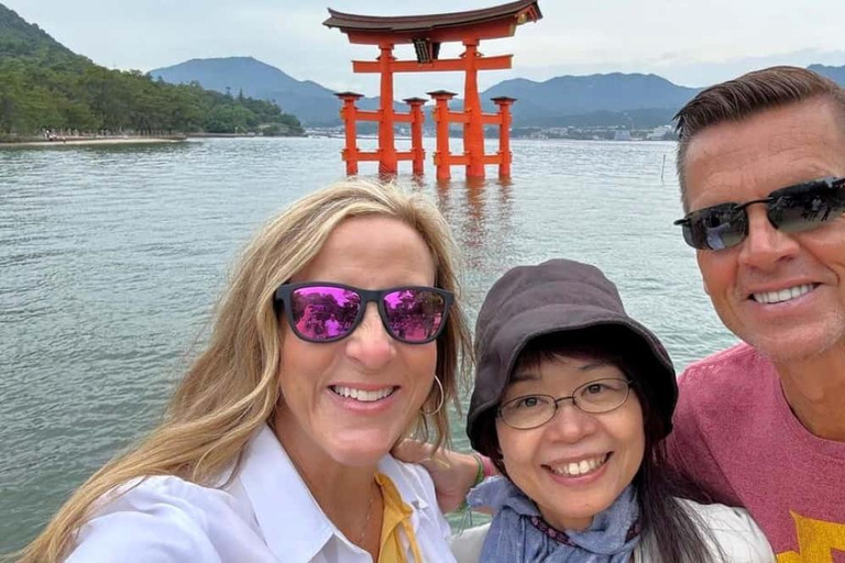 Hiroshima : visite privée à pied sur mesureHiroshima : visite privée à pied