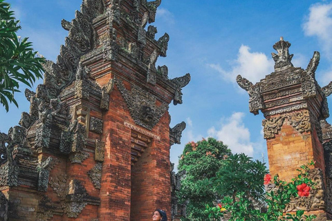 Bali - en resa Guidad tur med tempel, vattenfall och risterrassDagstur med guidad tur