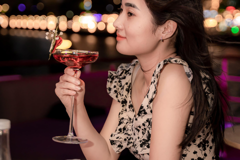 Da Nang: Han River Dinner Cruise with Private Table Options Upper-Deck Dinner — River & City Views