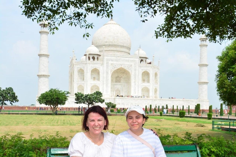 From Delhi: Private 2-Day Delhi & Agra Golden Triangle Tour Tour with 5 Star Hotel Accommodation
