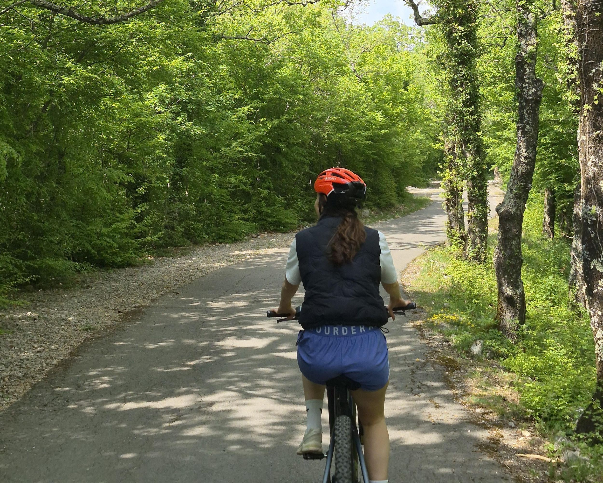 Crikvenica: E-Bike-Tour mit Honigverkostung und See-Besuch