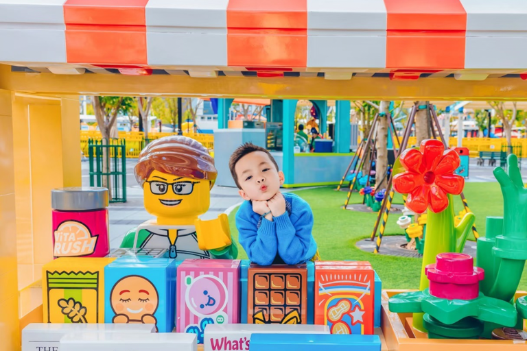 Shanghai: LEGOLAND Family Photoshoot Adventure