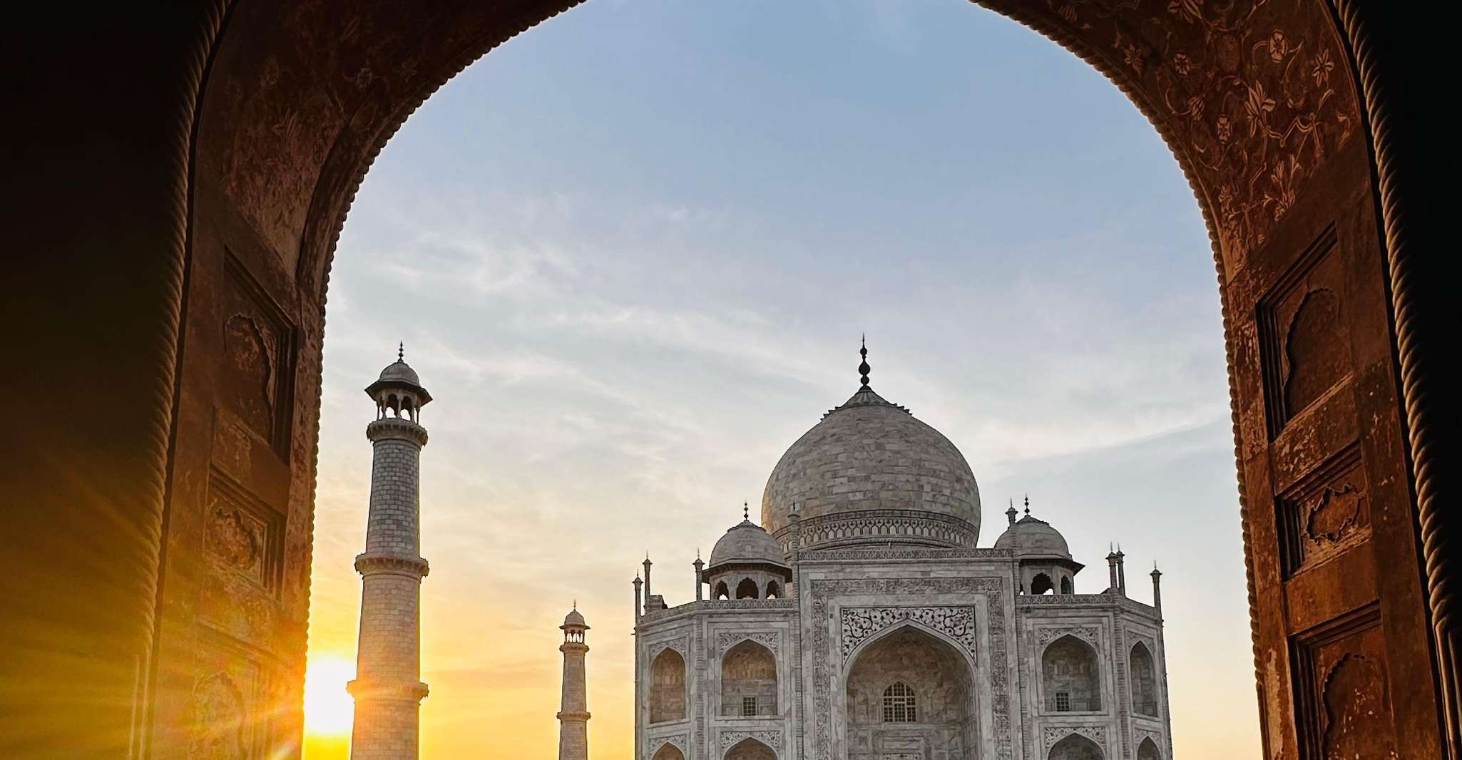 Agra Taj Mahal Sunrise Tour in Agra, India