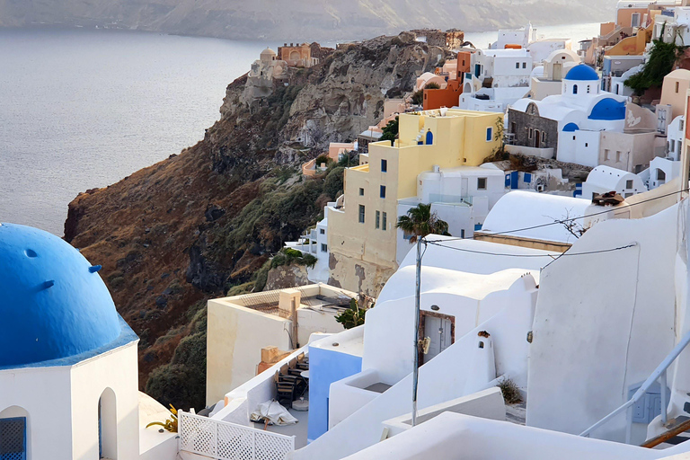 Cruise-Friendly Santorini Tour: Pyrgos, Oia & Fira Gems