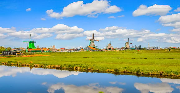 Amsterdam: Zaanse Schans, Edam, Volendam & Marken Bus Tour