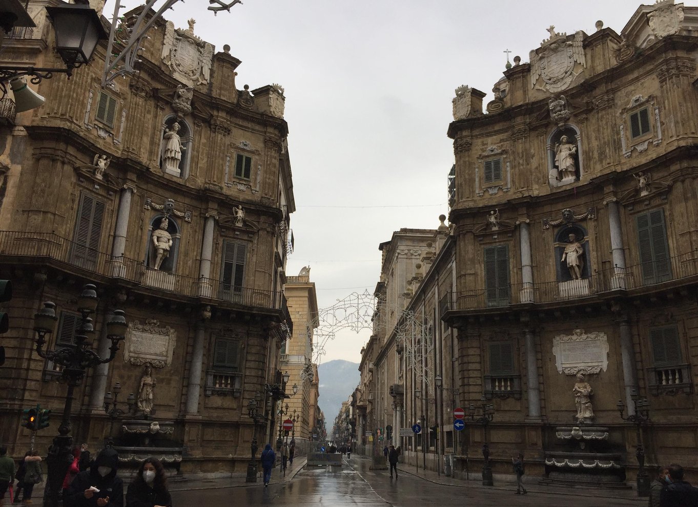 Palermo: Byrundvisning med markeder og monumenter i centrum