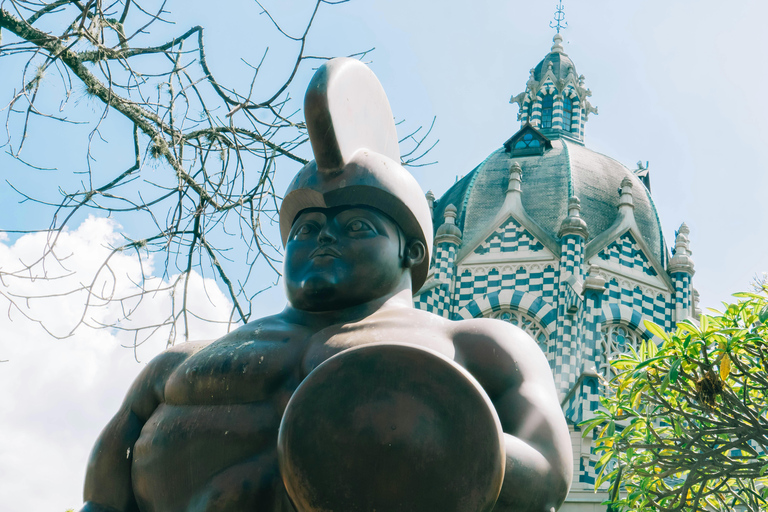 Medellín: La vida de Treasure BOTERO en su ciudad natal