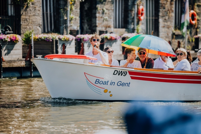 Ghent: 50-Minute Medieval Center Guided Boat Trip Tour in Winter