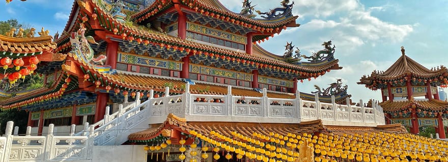Kuala Lumpur : visite des temples taoïste, bouddhiste et hindou