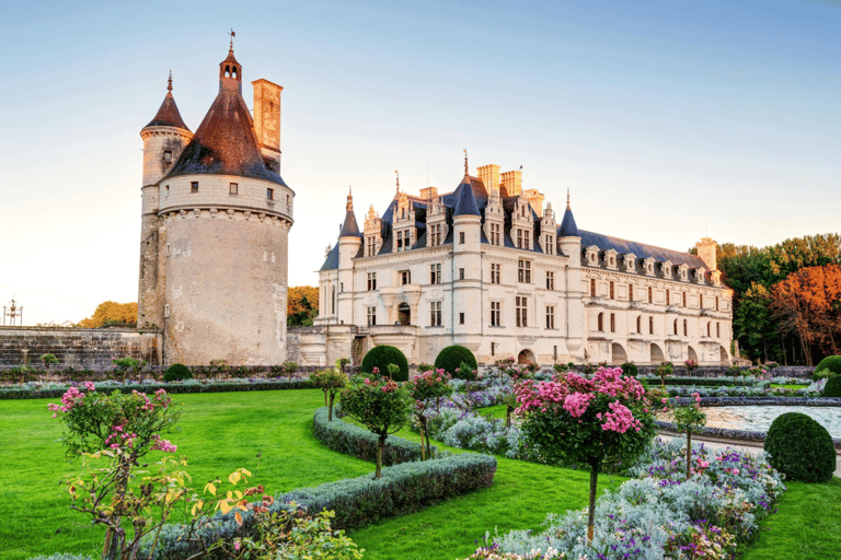 Chenonceau, Cruise, and Wine Tasting