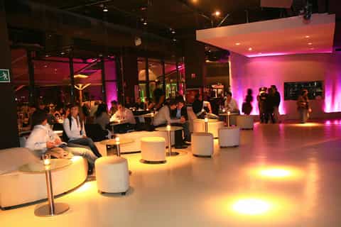 VIP Private Club Tour Barcelona by Limousine