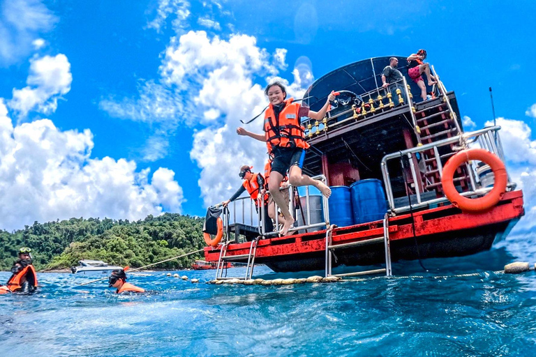 Z Koh Chang: 4 wyspy Snorkel &amp; Beach Tour dużą łodziąRejs wycieczkowy na 4 wyspy: Z transferem do hotelu