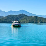 From Taipei: Private Sun Moon Lake Tour with Boat Cruise
